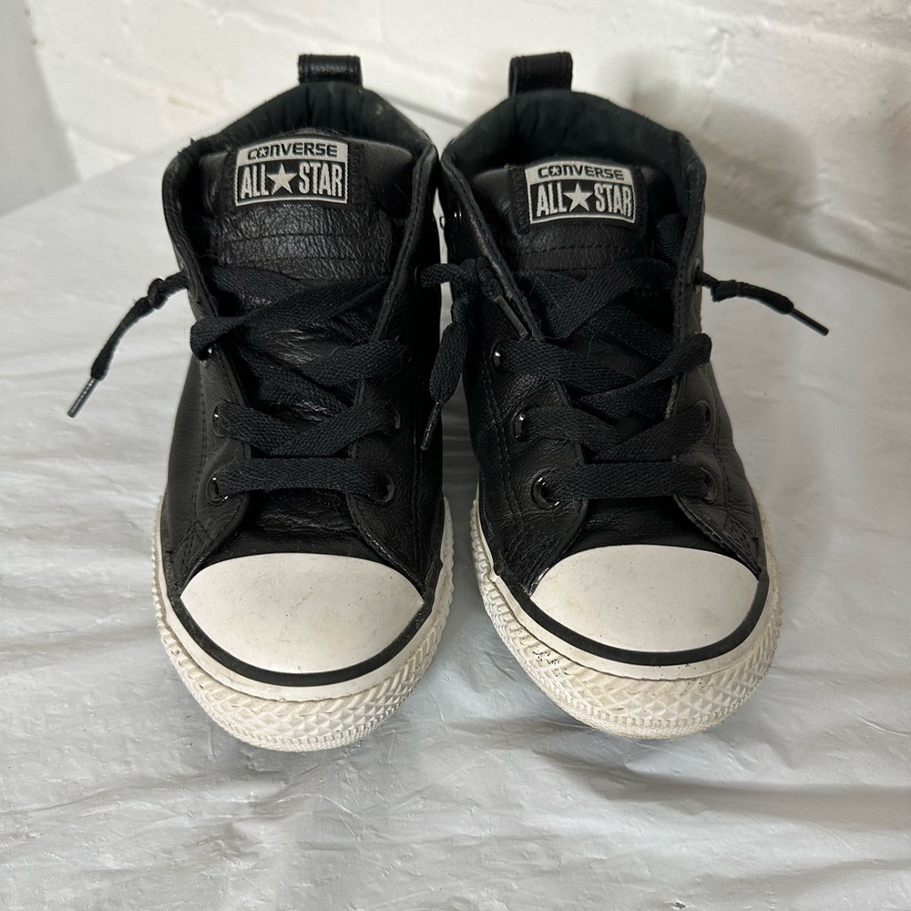 All Star Converse Chuck Taylor Size 4